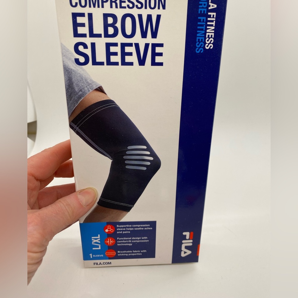 NWT FILA elbow Compression Sleeve Size L/XL (elbow 12-15”)